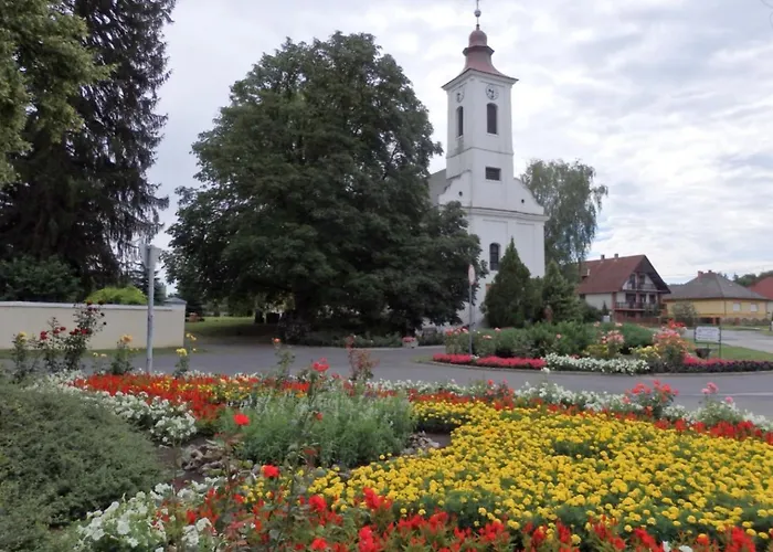 Nanica Vendeghaz - Videki Romantika * Buzsák